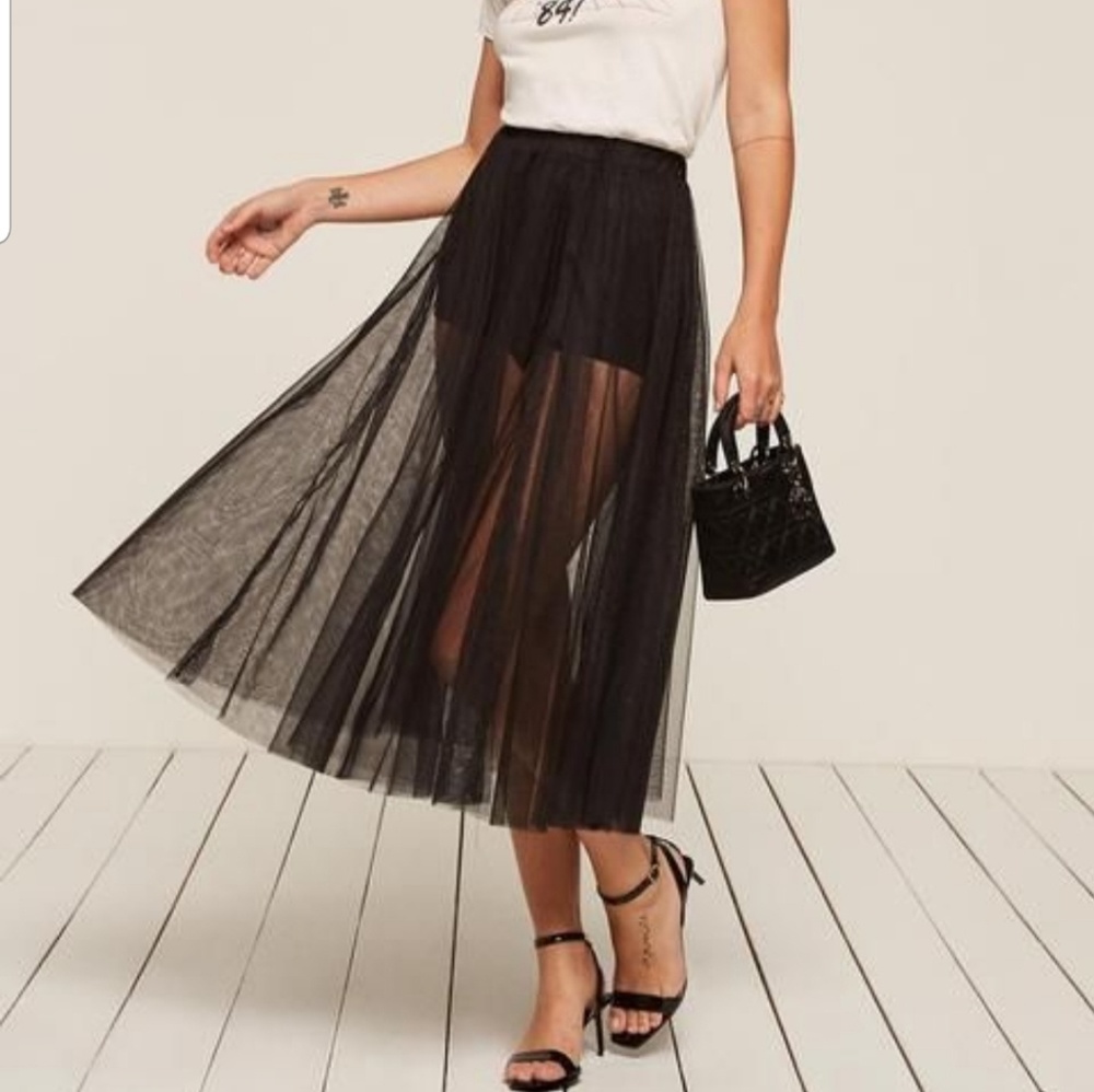 Reformation Silly Skirt Tulle - Picture 2 of 6
